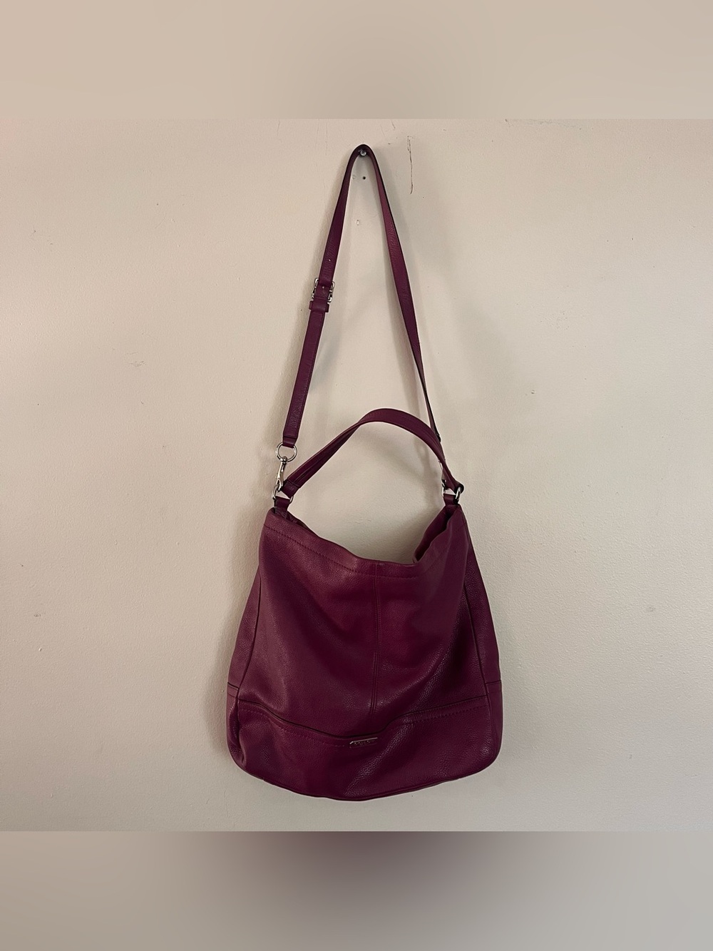 Coach Legacy Pebble Leather Hobo Bag in Purple, Satin Lining, Zippered - Picture 2 of 9